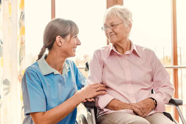 Choosing a Reputable In-Home Care Giver